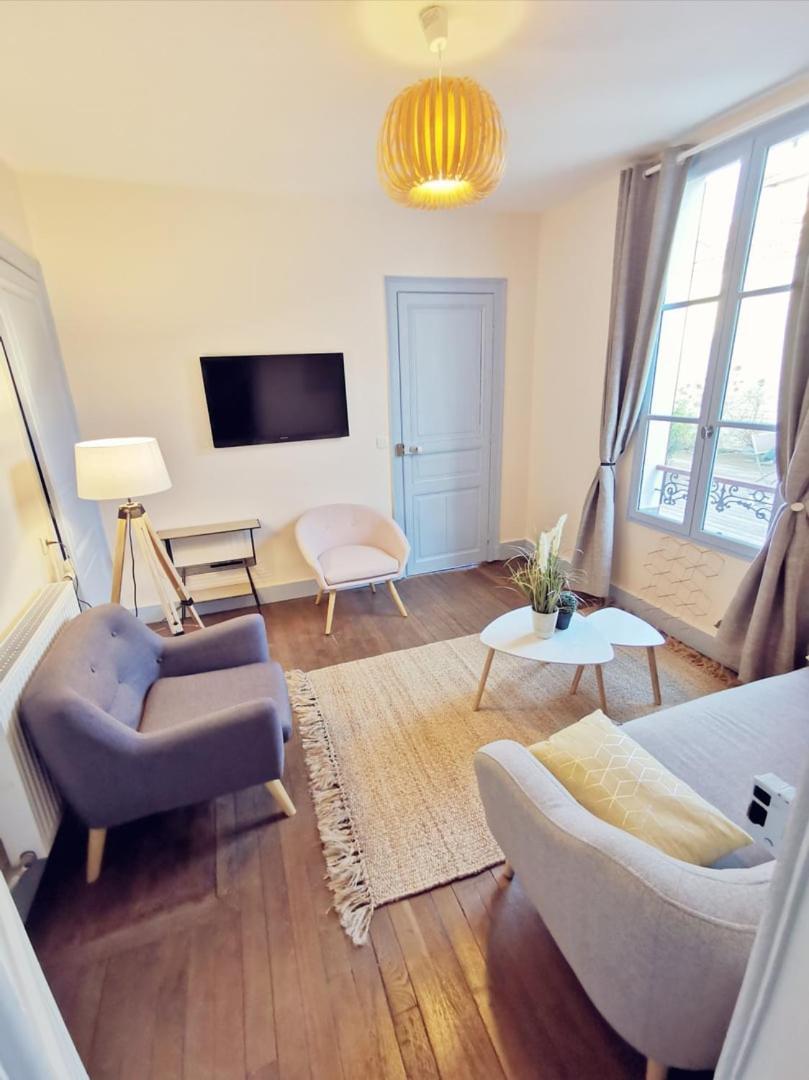 Maison Vanier - Duplex - Centre-ville - Mon Groom *